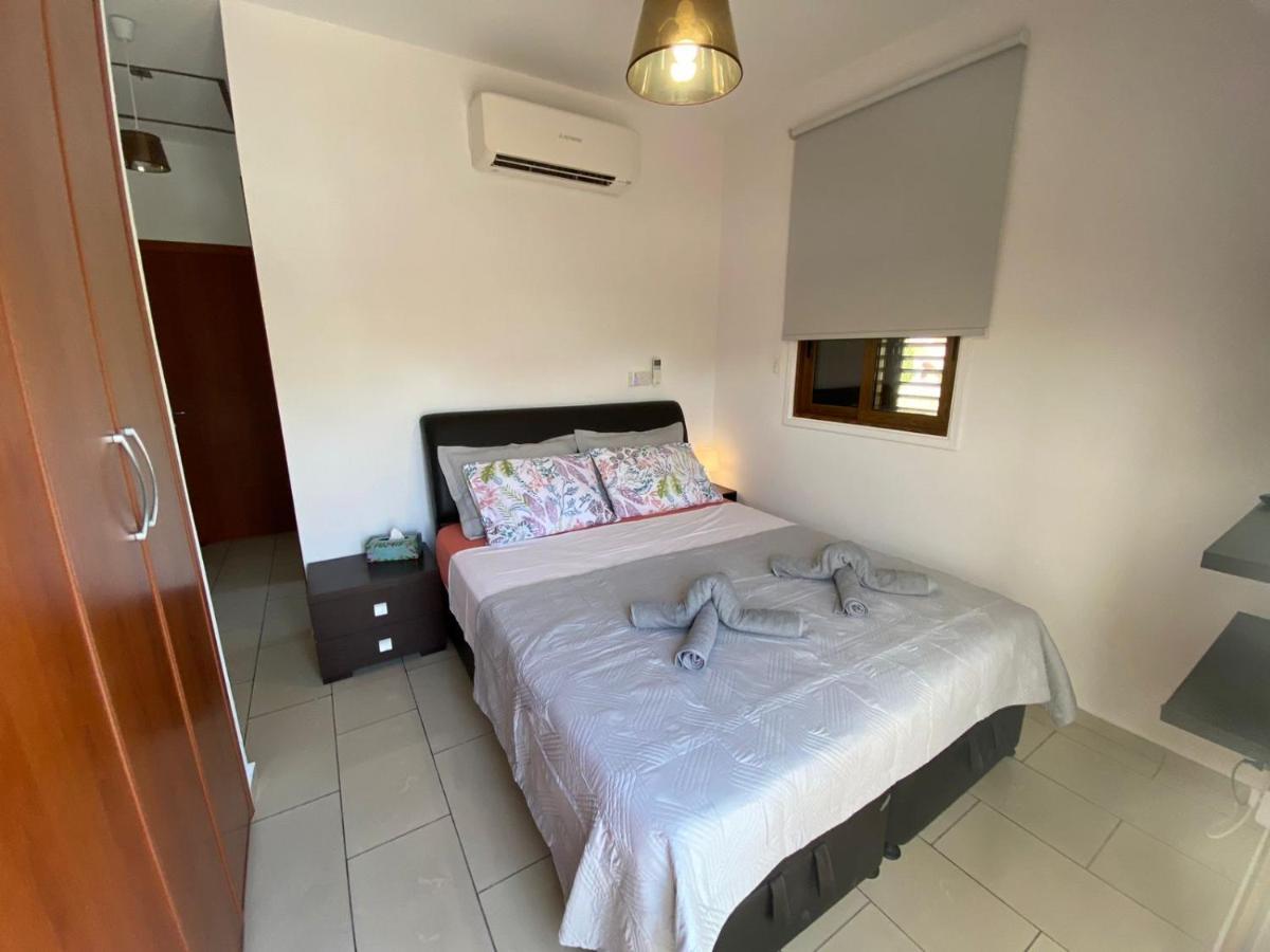 Villa Angel - Exotic Villa 200M From Beach Paralimni Bagian luar foto