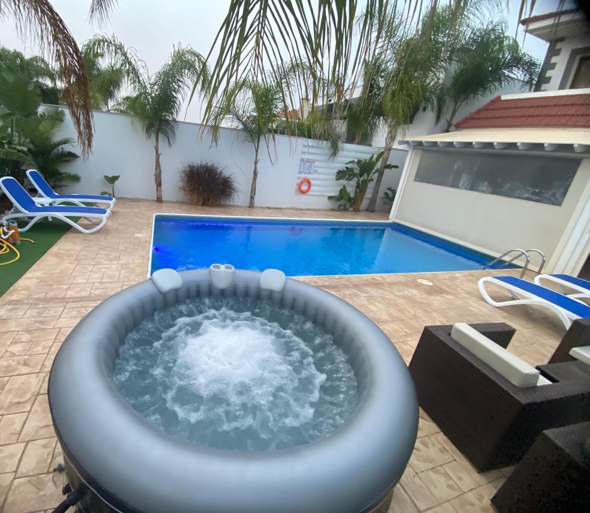 Villa Angel - Exotic Villa 200M From Beach Paralimni Bagian luar foto